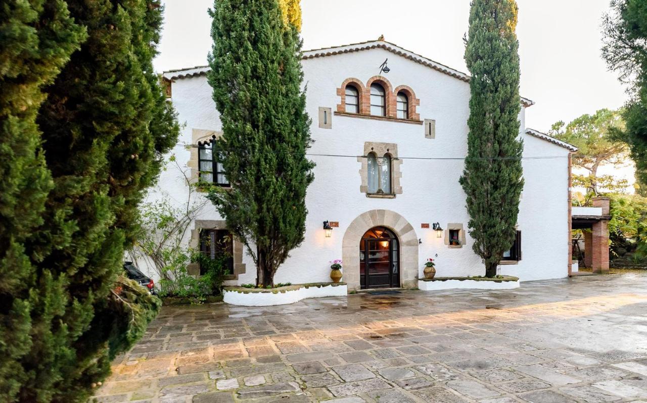 Masia Can Manent Del Bosc S XVIII Santa Eulalia de Ronsaná Екстериор снимка