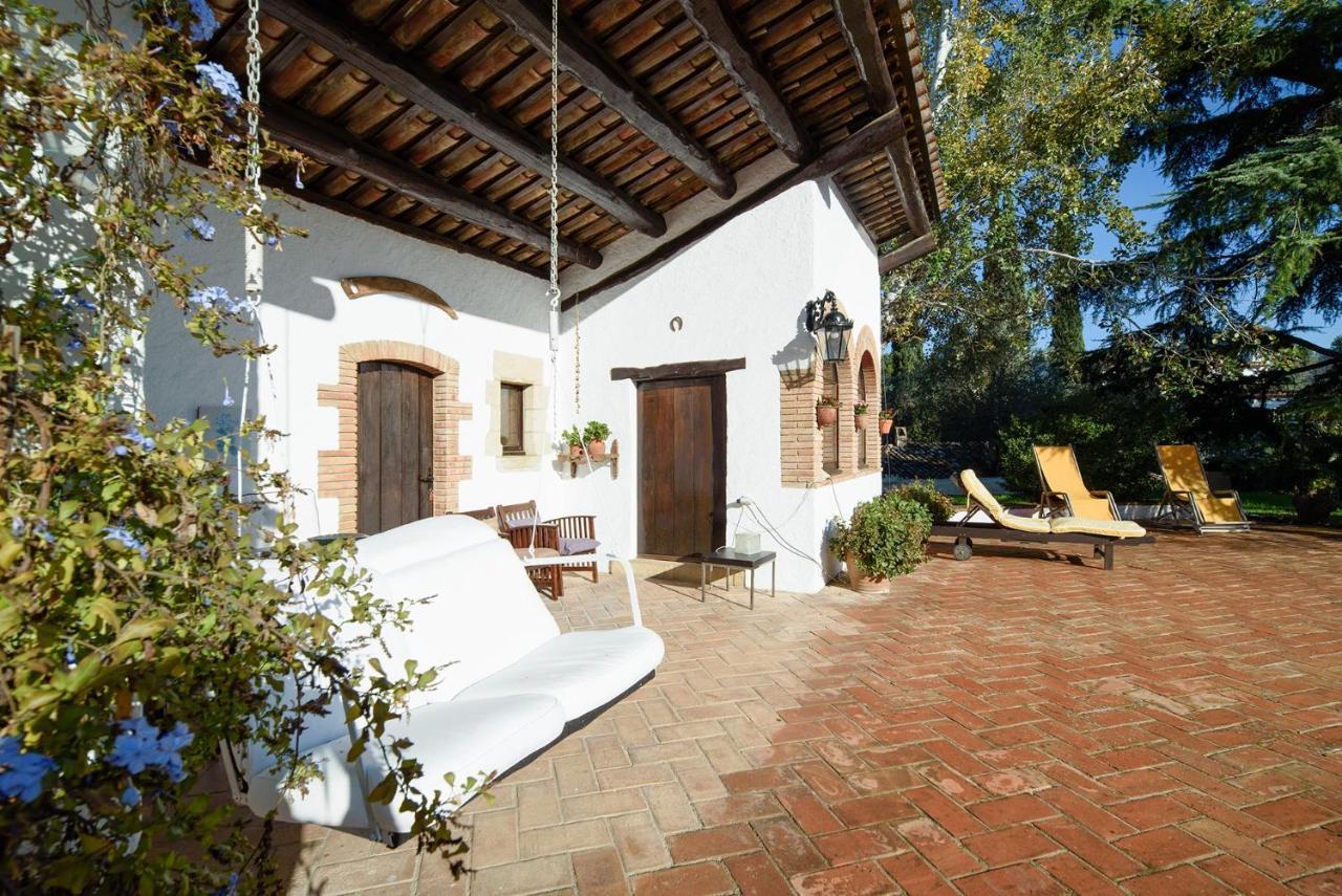 Masia Can Manent Del Bosc S XVIII Santa Eulalia de Ronsaná Екстериор снимка