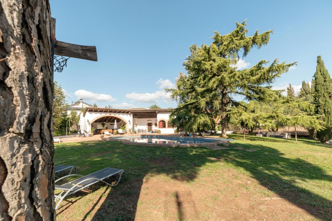 Masia Can Manent Del Bosc S XVIII Santa Eulalia de Ronsaná Екстериор снимка