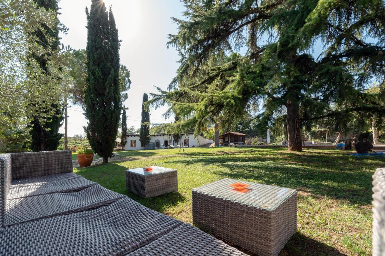 Masia Can Manent Del Bosc S XVIII Santa Eulalia de Ronsaná Екстериор снимка